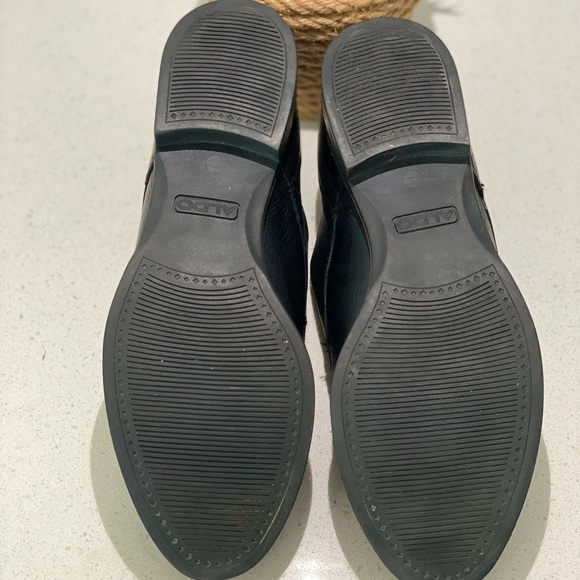 ALDO dress shoes - oxford style - Picture 5 of 8